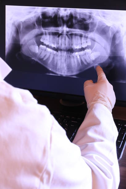 Best Emergency Dental Services for Seniors in Edwardsburg, MI